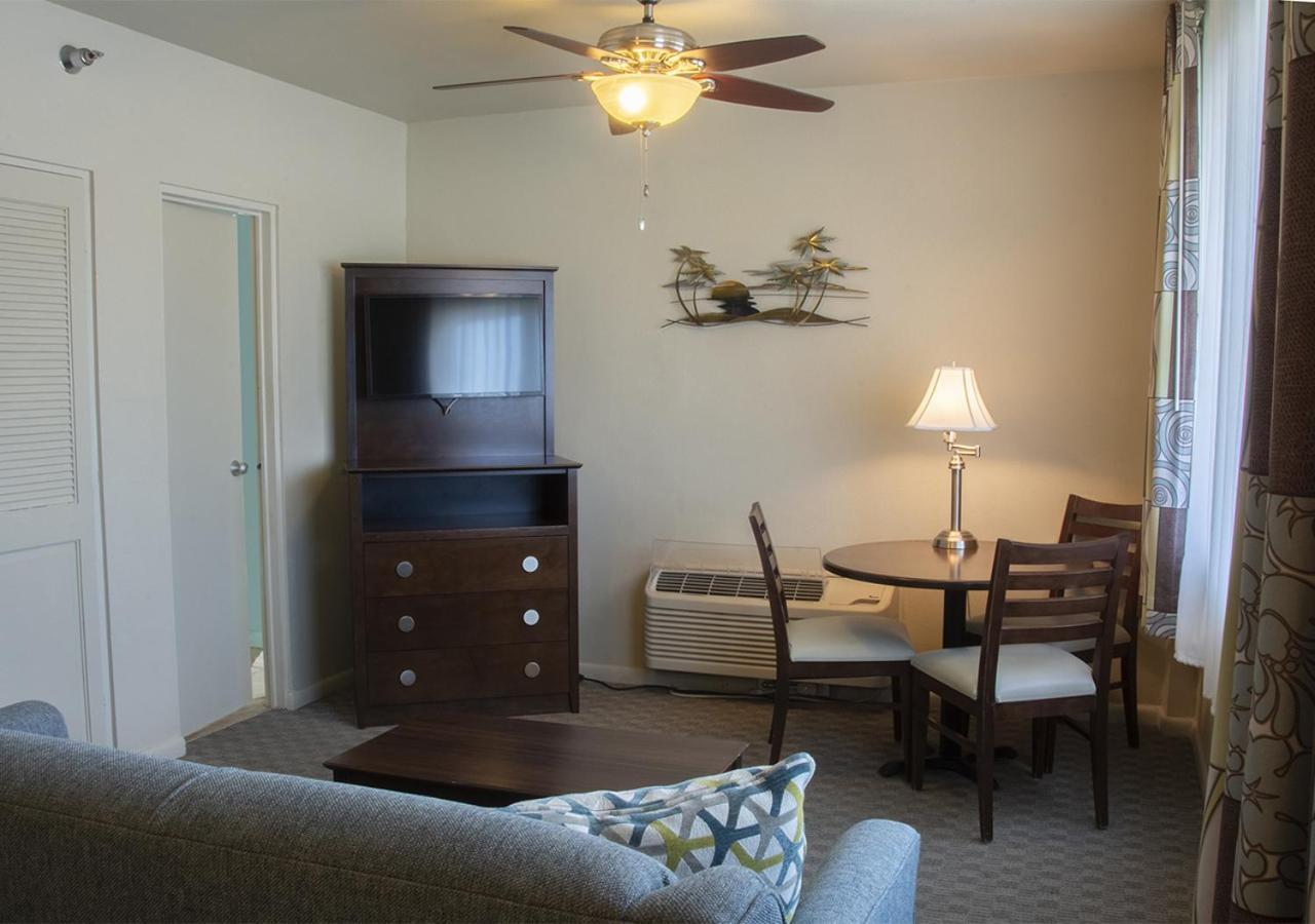 Palm Pavilion Hotel Clearwater Beach